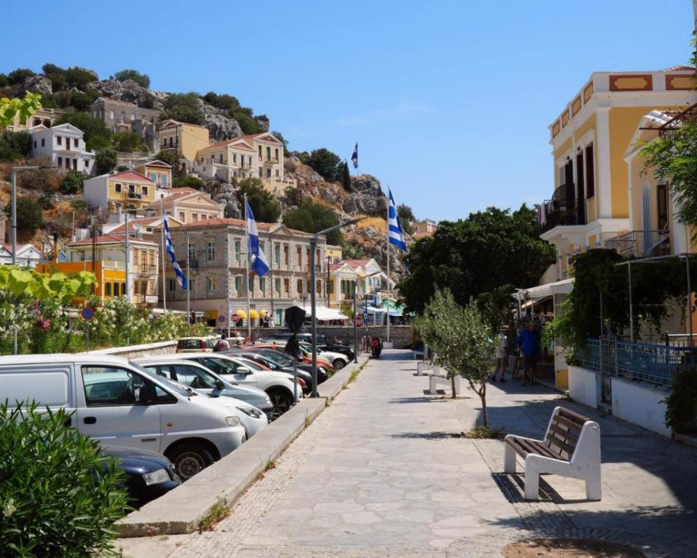 фото Symi Central Point