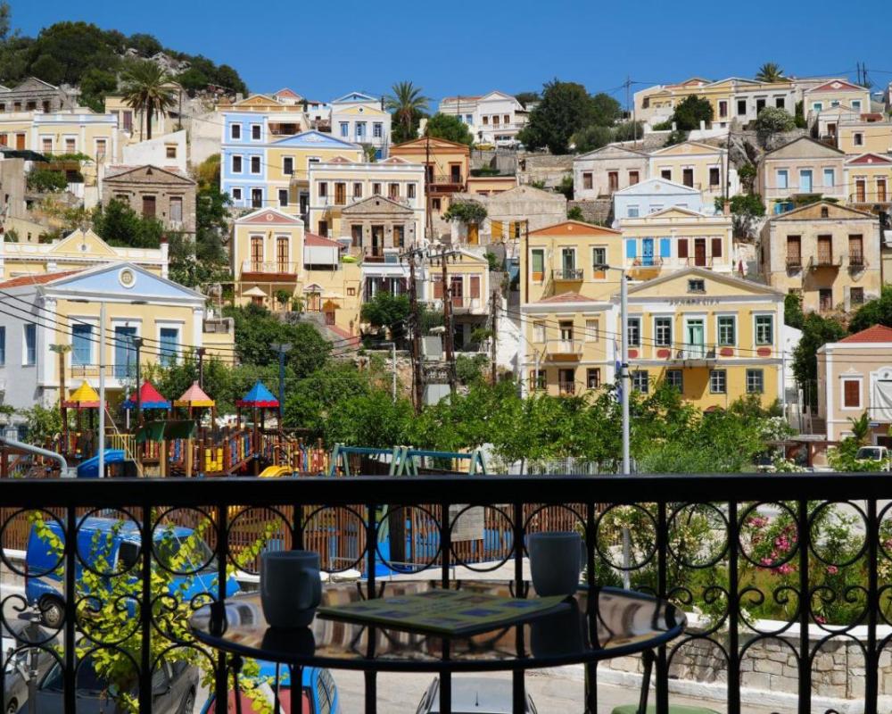 фото Symi Central Point