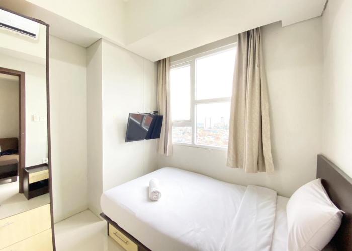 Deluxe and Cozy 2BR Apartment at Skyland City Jatinangor By Travelio
