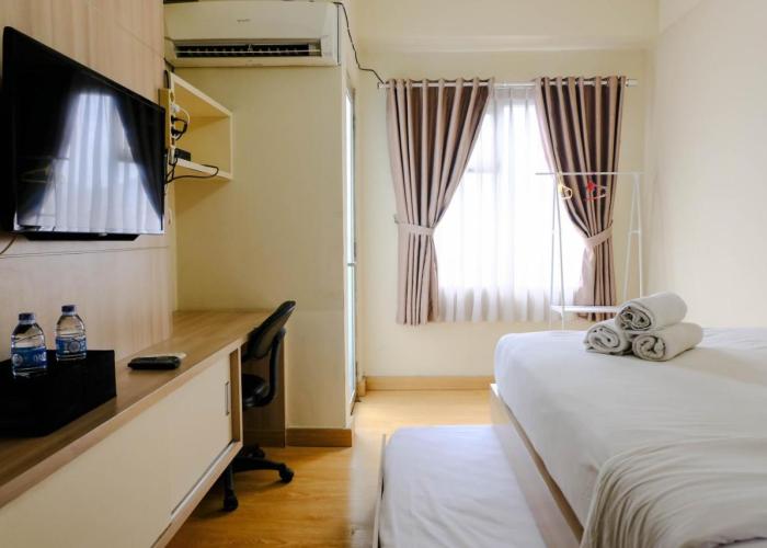 Good Deal Studio Room at Easton Park Residence Jatinangor Apartment By Travelio