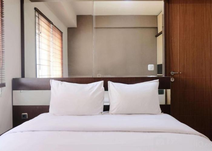 Spacious 3BR Combined Unit at Pinewood Apartment By Travelio