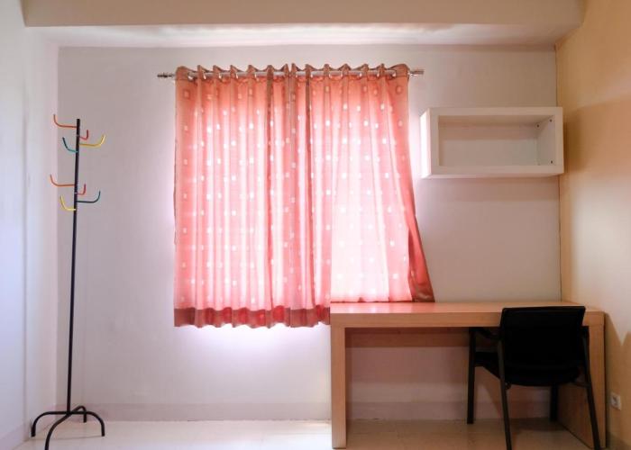 Great Deal Studio at Pinewood Apartment By Travelio