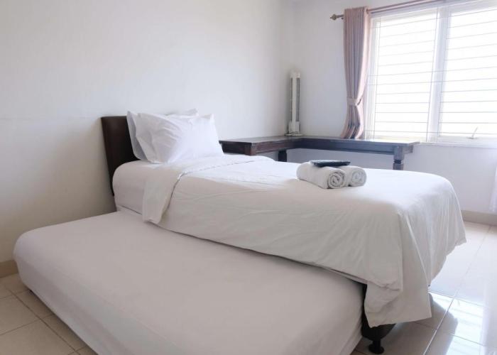 Best Studio Apartment at Pinewood Jatinangor By Travelio