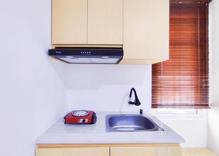Cozy Studio at 9th Floor Paltrow City Apartment By Travelio