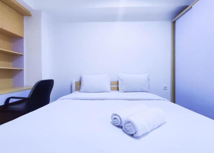 Cozy Studio at 9th Floor Paltrow City Apartment By Travelio