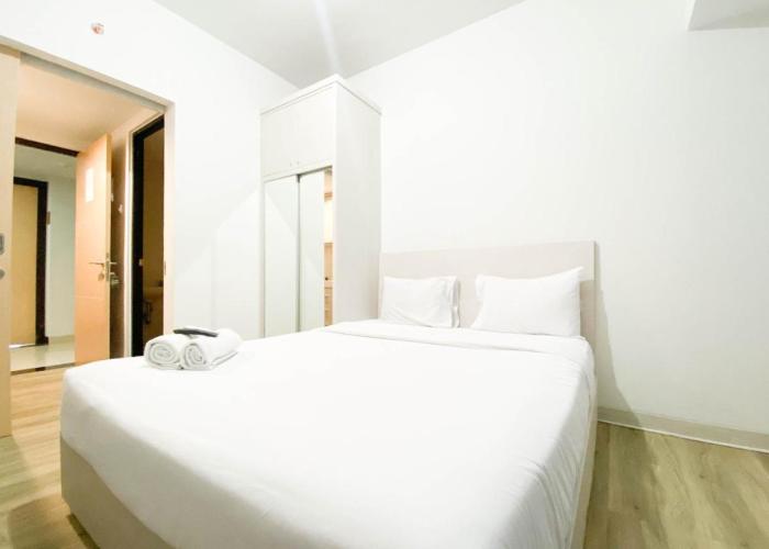 Minimalist and Cozy 1BR The Alton Apartment By Travelio