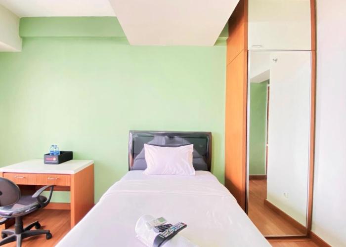 Minimalist Studio Apartment at Oxford Jatinangor By Travelio