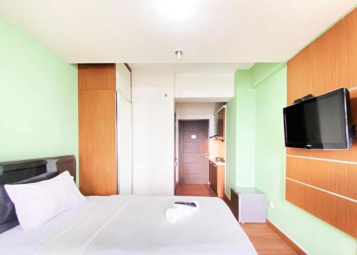 Minimalist Studio Apartment at Oxford Jatinangor By Travelio