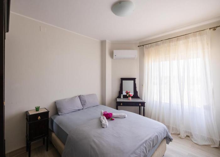 4BRs Beachside with Penthouse and stunning Seaview l EINBAY