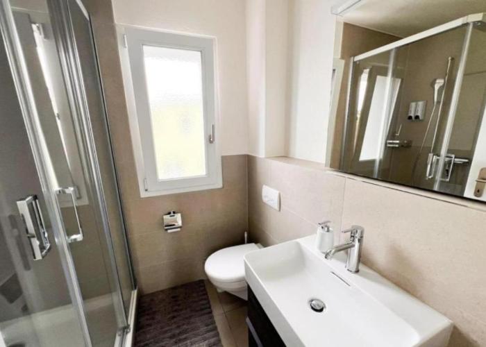 UP&GREAT Apartments - Chic Urban Homes