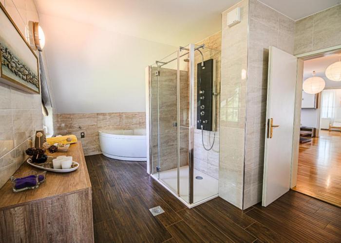 Holiday Home Slavc with 4 Bedrooms