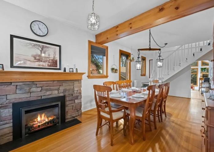 Picturesque & Serene Gem in Port Credit - Steps to Lake - Backyard