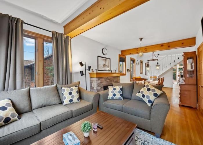 Picturesque & Serene Gem in Port Credit - Steps to Lake - Backyard