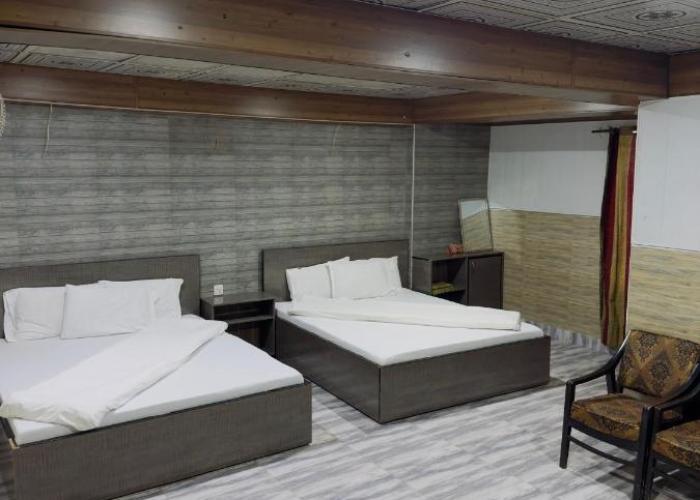 But Hotel & Tourist Inn