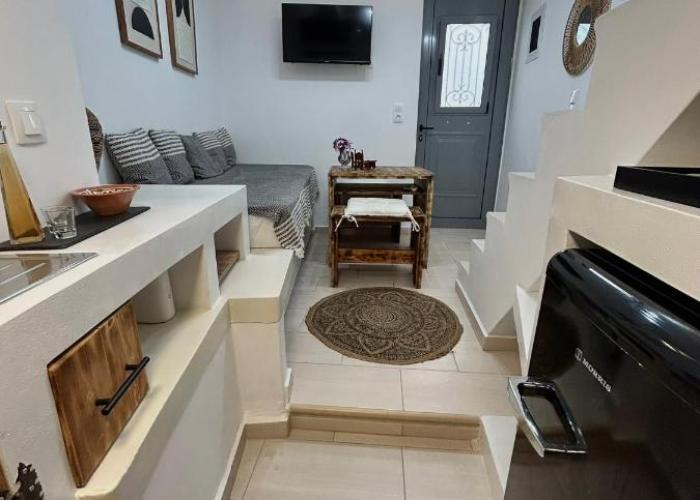 Babatseratsi skyrian studio 2