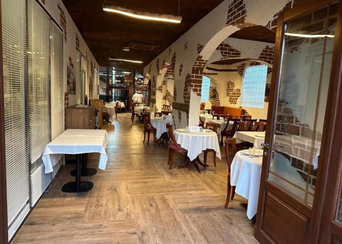 GJUHADOLI HOTEL Restaurant
