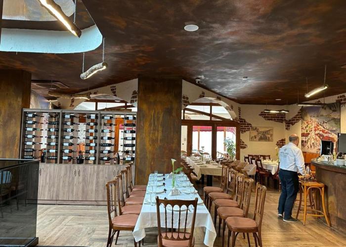 GJUHADOLI HOTEL Restaurant