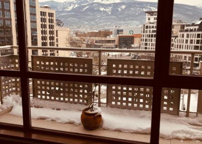 Spacious apartment with a Mountain view, big balcony and parking
