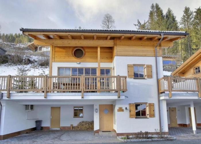 Schöneben Chalet Holzblick