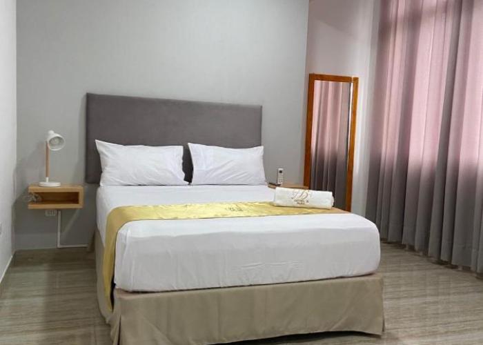 Bendezu Hotel