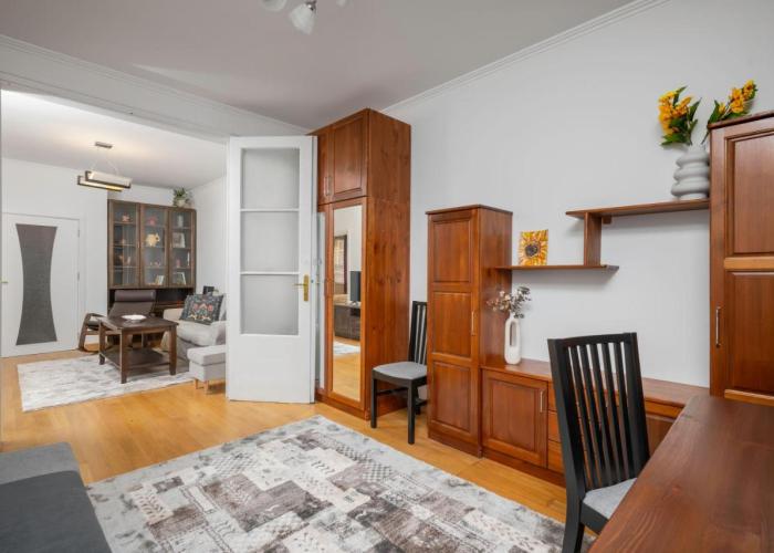1BD flat with Desk on Russian Monument Square by Flat Mаnager