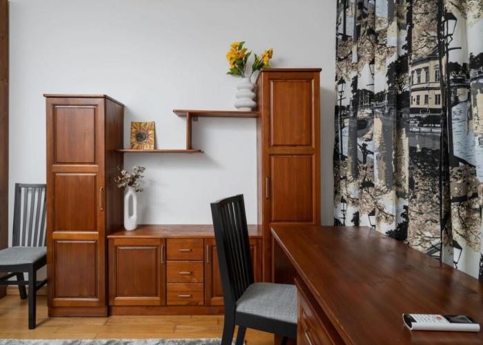 1BD flat with Desk on Russian Monument Square by Flat Mаnager