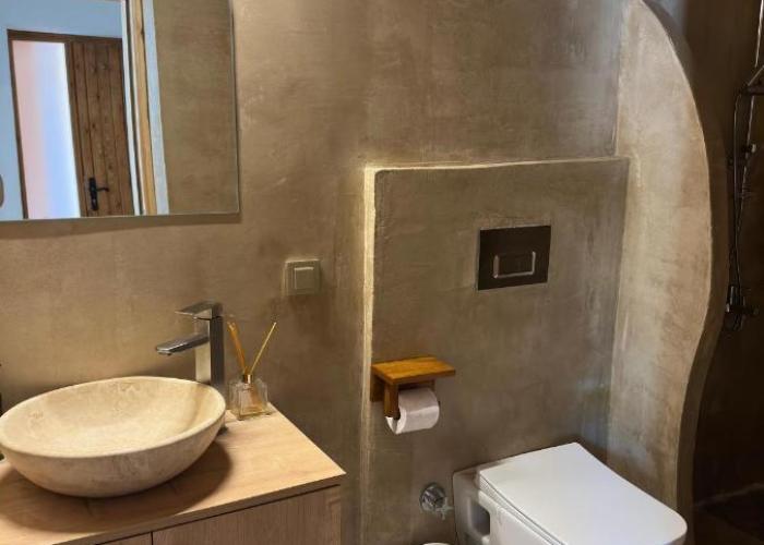 Holurla Harmony House