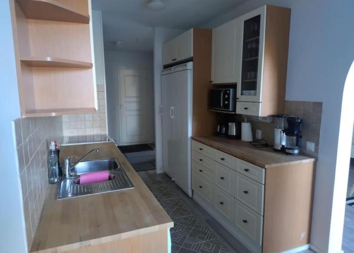 Family Apartment with Parking