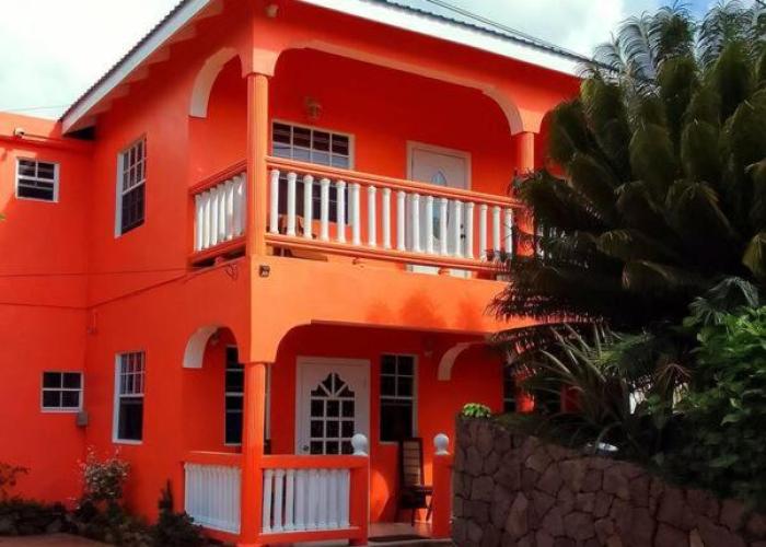 Belle Sunrise Villa Cozy Tropical Escape for a Local Experience