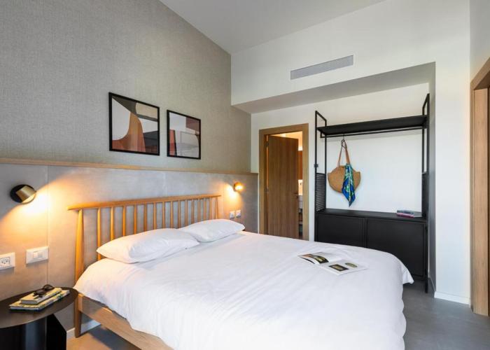 Tayo Studios & Apartments
