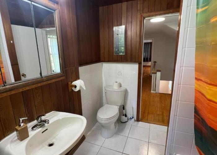 3BDRM Home minutes to Port Credit & Waterfront trails in Mississauga