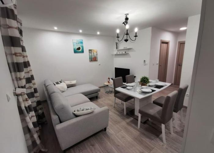 Maris apartment-Balcony with view and Free parking