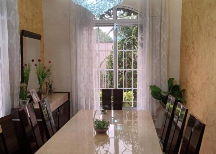 Duplex meublé 5 chambres, piscine, ménagère, voiture à louer Douala Yassa - Tigson