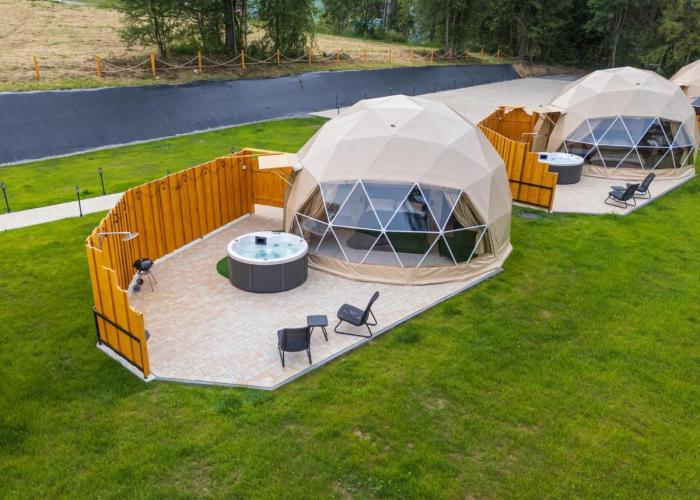 Diamond Glamp & Jacuzzi