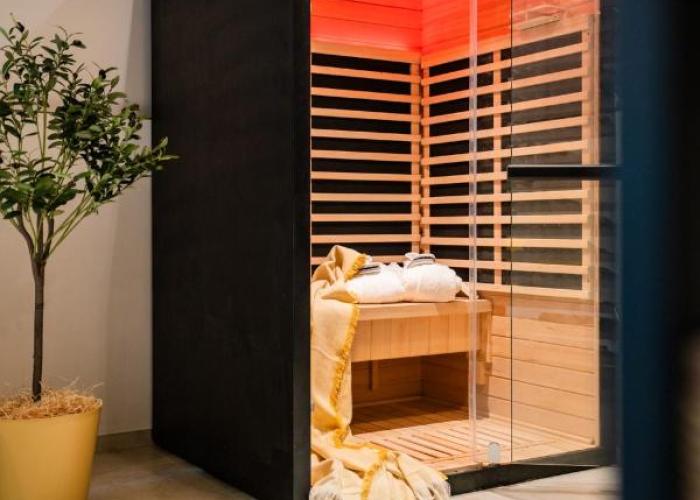 Luxuriöses 100m2 Loft mit Sauna & Parkplatz - Platz für 4 Personen