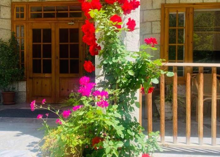 Farm House Resort