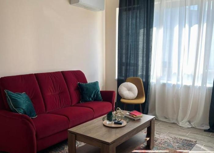 Strаwberry Apartment with Parking place