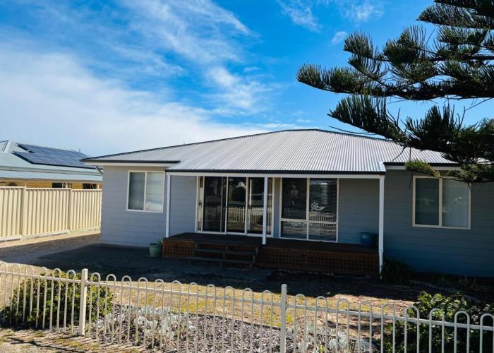 Elandra House - WiFi pet friendly outside