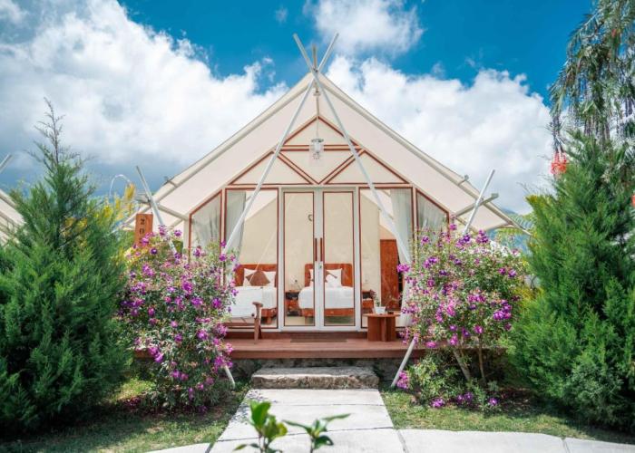 Svargan Lakeside Glamping