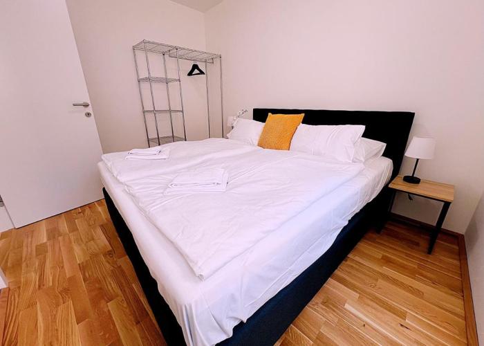 Modern, New, next to Metro - GG13 Apartments Vienna