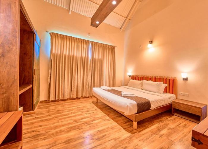 AJ Gable Clouds Ooty by VOYE HOMES - Serene Stay Near Avalanche Emerald Lake