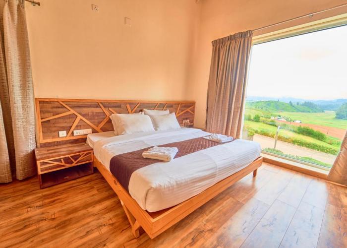 AJ Gable Clouds Ooty by VOYE HOMES - Serene Stay Near Avalanche Emerald Lake