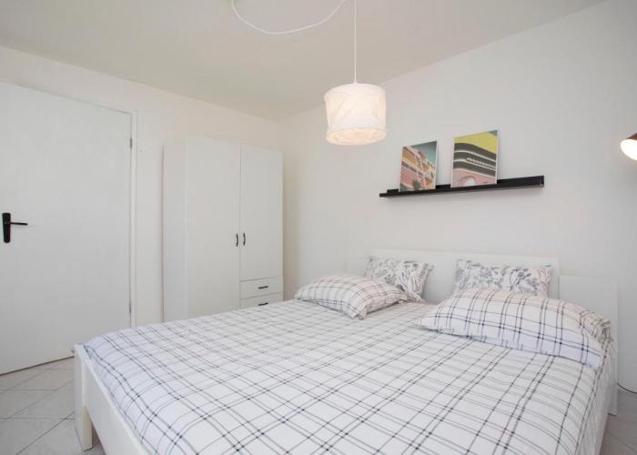 Sea view studio apartment
