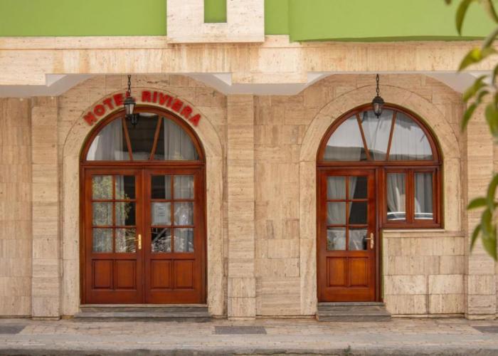 Riviera Hotel-City Center