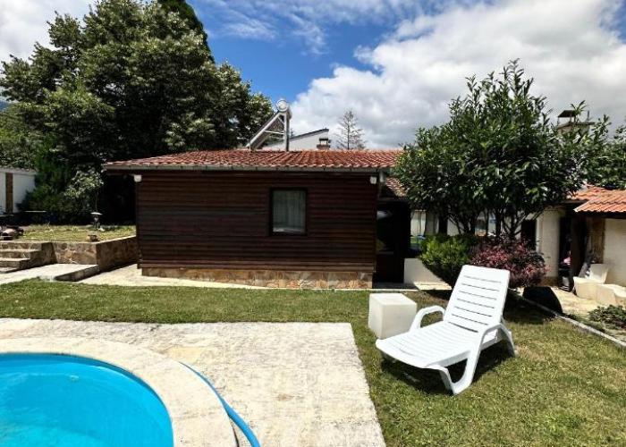 Lea Hause with swimming pool in Vitosha montain, jacuzzi and free parking