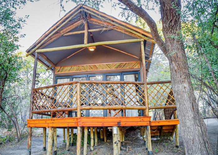 Rusty Gate Lodge and Campsite