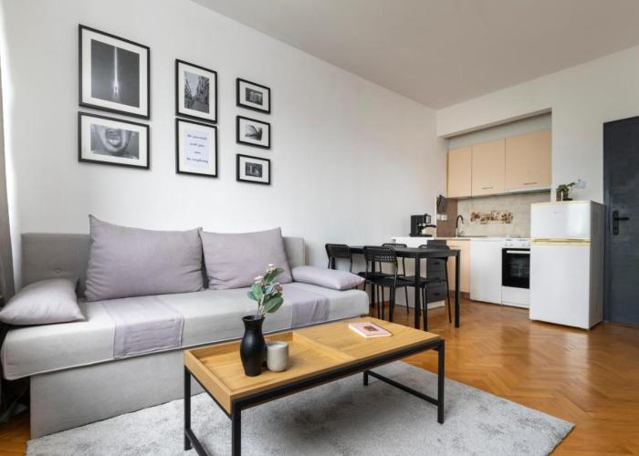 Black Peak Panorama central apartment
