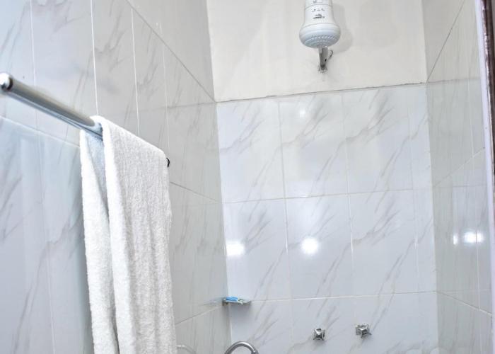 Faisha 1br near Sarova Woodlands with views of lake Nakuru