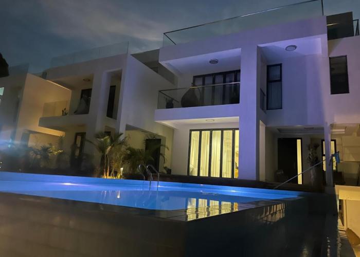 Infinity Pool Villas , free private pool airport shuttle