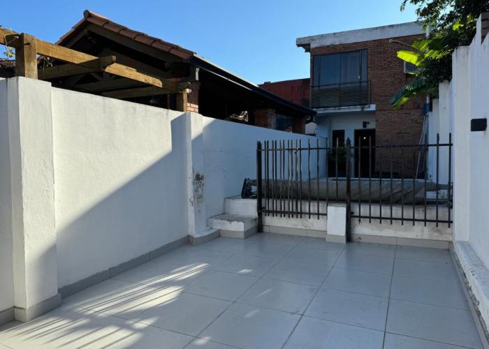 Casa con vistas a la piscina